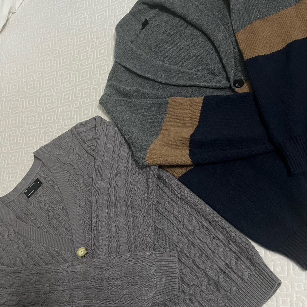 Men’s Cardigans bundle/lot sz M & L (fit like Large)